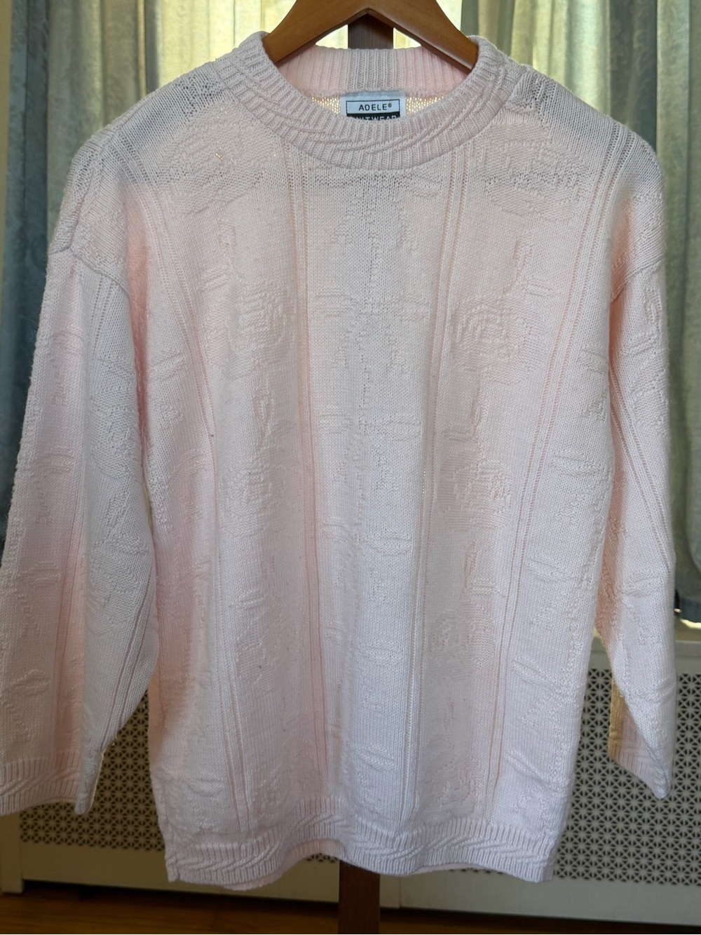 Adele pink sweater with textured knit L pattern #knitwear #textured